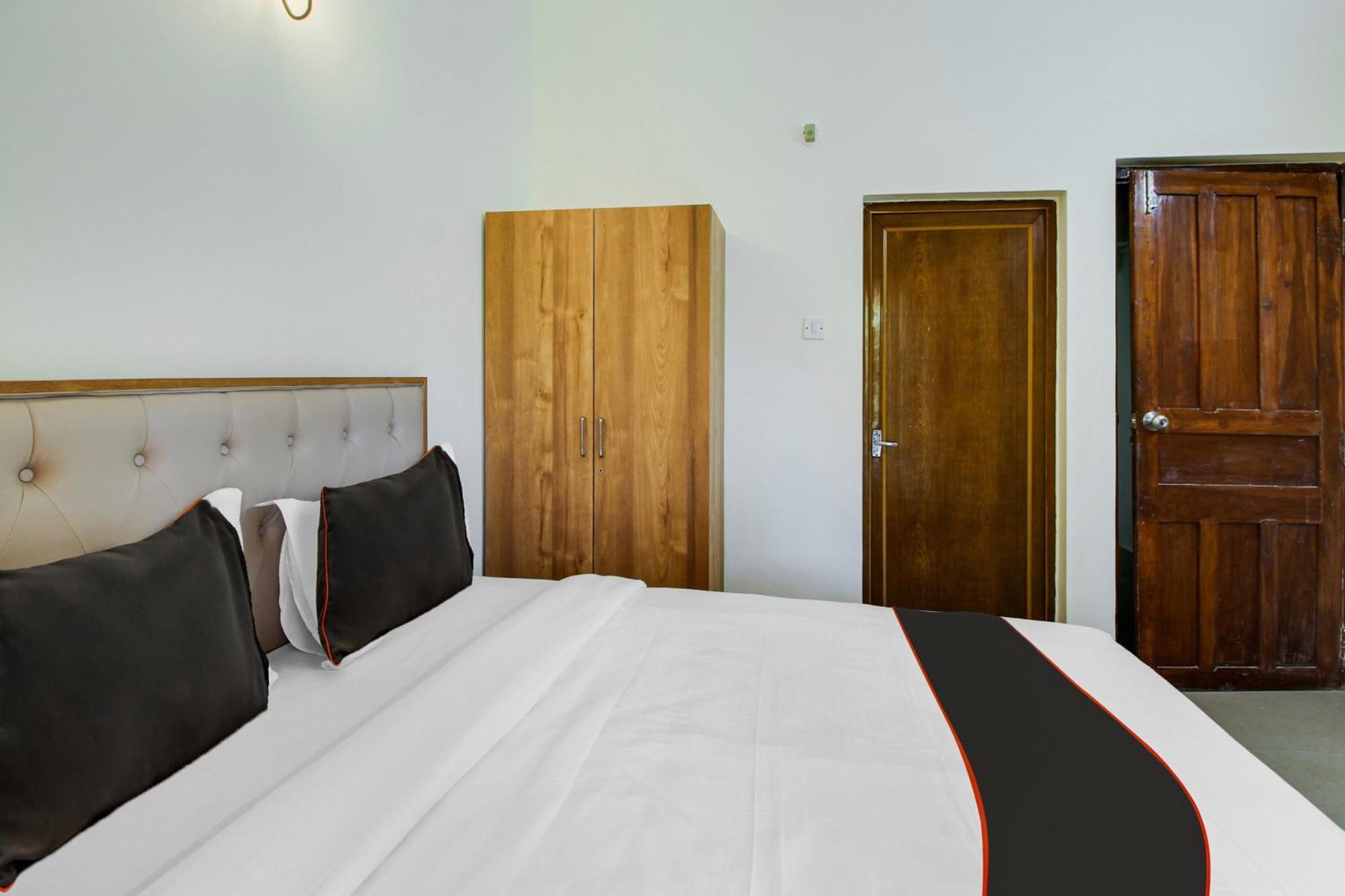 Declassio By Goa'S Pearl Near Aguada Fort Hotel Nerul  Buitenkant foto