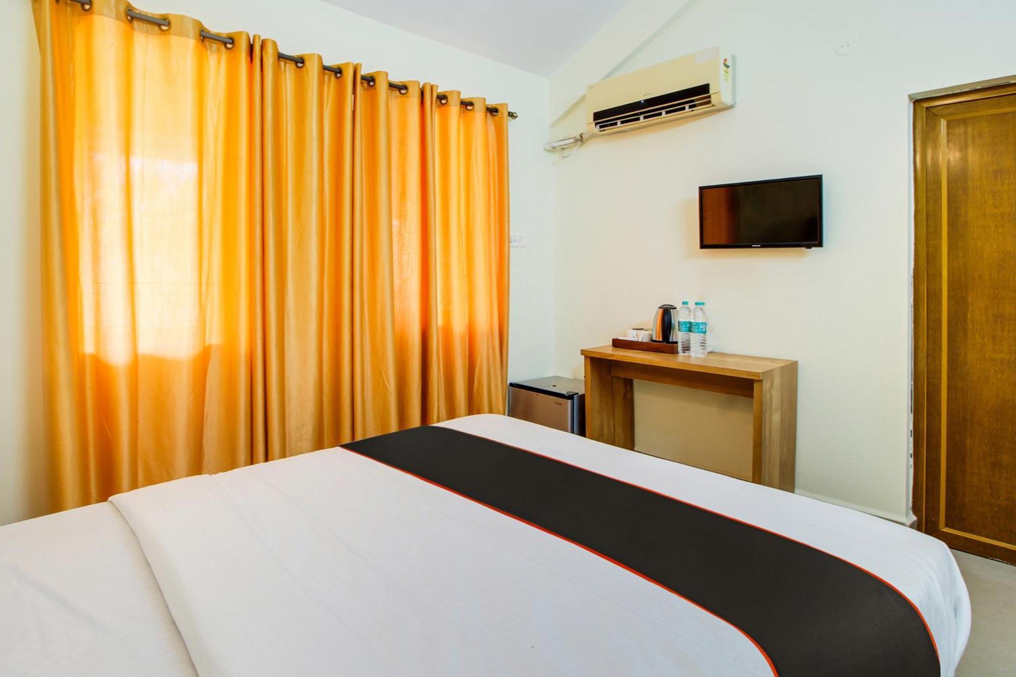 Declassio By Goa'S Pearl Near Aguada Fort Hotel Nerul  Buitenkant foto