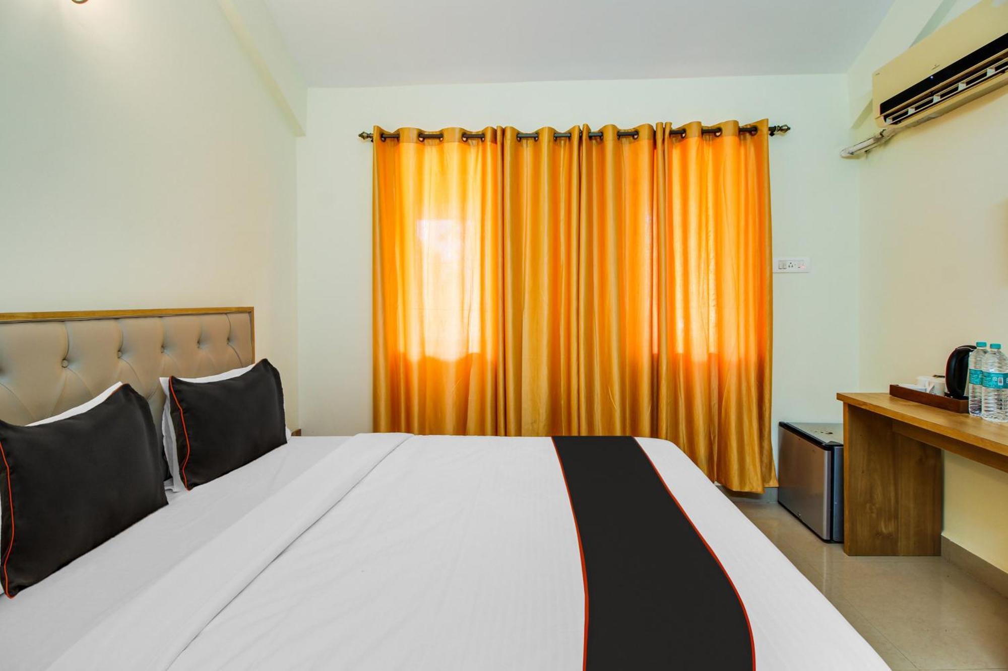 Declassio By Goa'S Pearl Near Aguada Fort Hotel Nerul  Buitenkant foto