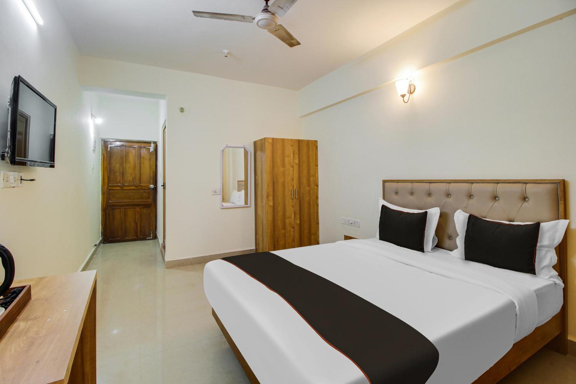 Declassio By Goa'S Pearl Near Aguada Fort Hotel Nerul  Buitenkant foto