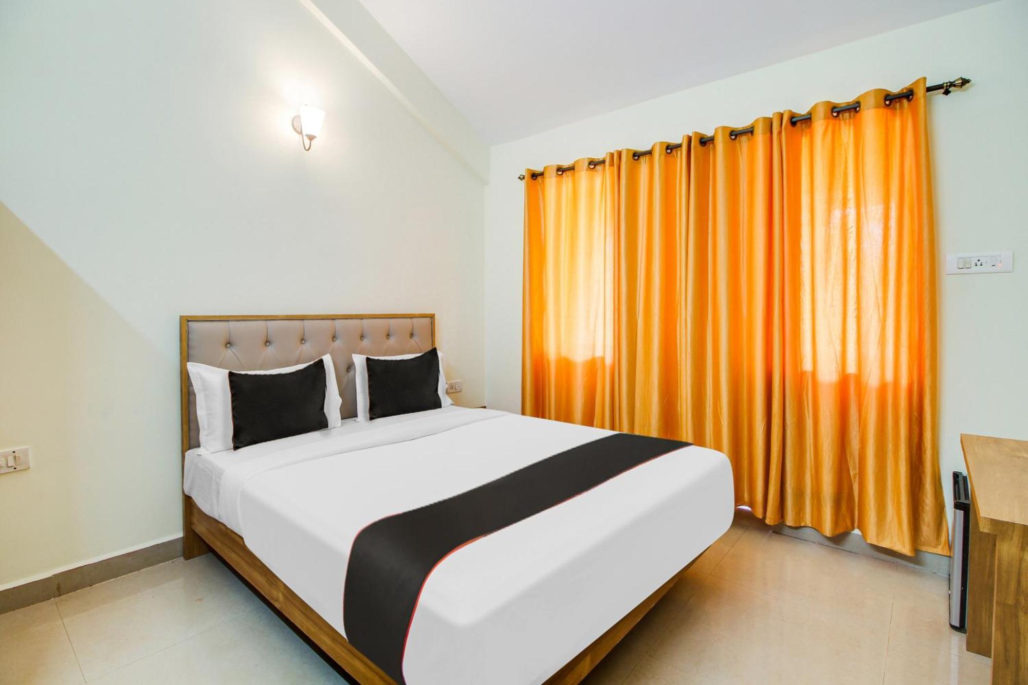 Declassio By Goa'S Pearl Near Aguada Fort Hotel Nerul  Buitenkant foto